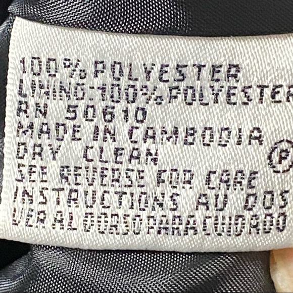 Le Suit Black Women's Suit Blazer Jacket 4 Buttons Lined size 14-Petite - Picture 11 of 11